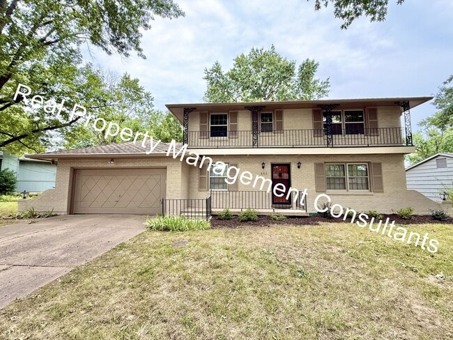 property at 8903 Mastin St