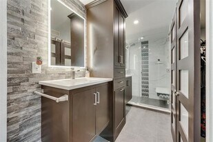 2652 Entrada Blvd in Irving, TX - Building Photo