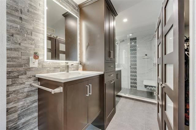 property at 2652 Entrada Blvd