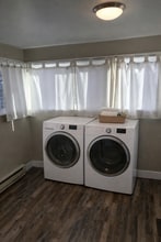 606 W Fremont Ave in Selah, WA - Building Photo - Building Photo