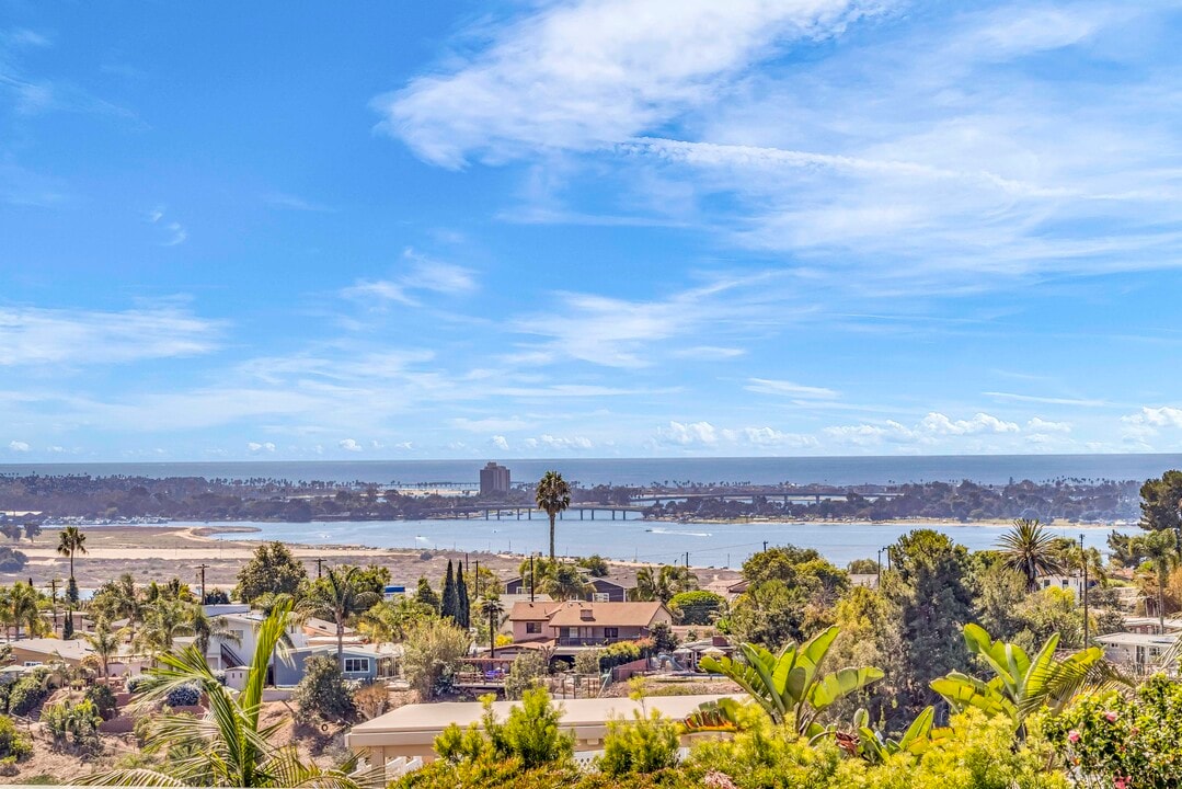 3210 Geronimo Ave in San Diego, CA - Building Photo