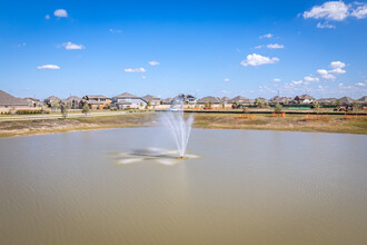 Willow at Sierra Vista in Rosharon, TX - Building Photo - Building Photo