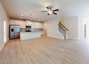 215 Horizon Way in Dallas, GA - Building Photo - Building Photo