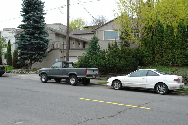 Evergreen Annex in Spokane, WA - Building Photo - Building Photo