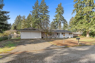 3716 NE 99th Ave in Vancouver, WA - Building Photo - Building Photo