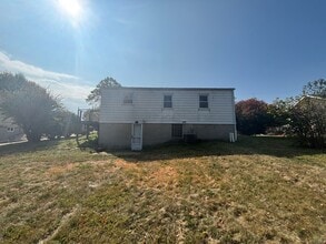 145 Delaware Dr in Butler, PA - Building Photo - Building Photo