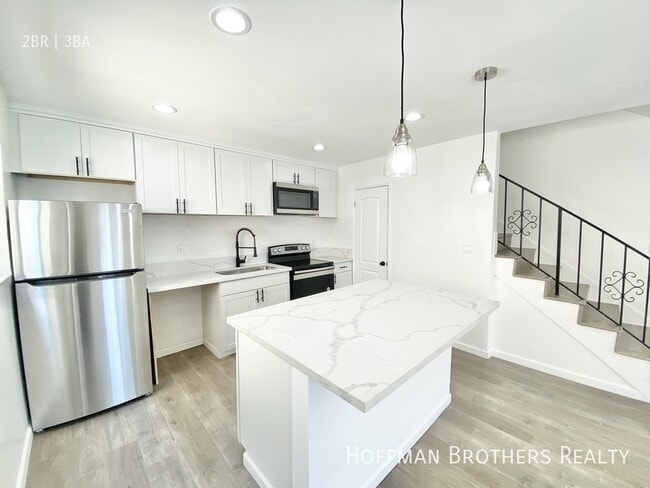 1206 S Holt Ave, Unit 5