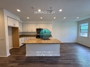 2625 Verna Dr in Corona, CA - Building Photo - Building Photo