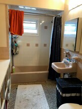 3 Calvin St, Unit 1 in Somerville, MA - Foto de edificio - Building Photo