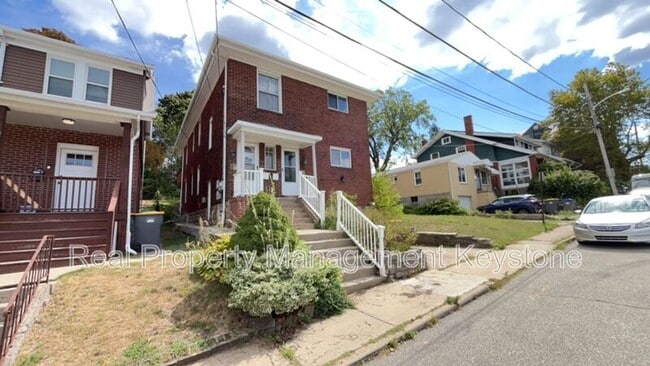 property at 1428 Park Blvd