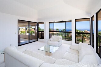 154 Maono Pl in Honolulu, HI - Building Photo - Building Photo