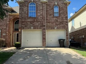 4533 Indian Rock Dr in Fort Worth, TX - Building Photo
