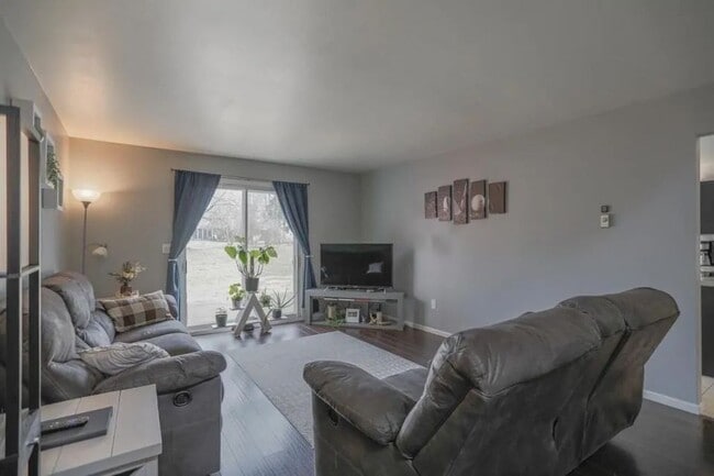 property at 536 Ross Ave