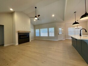 1001 Parker Ln in Pea Ridge, AR - Building Photo - Building Photo