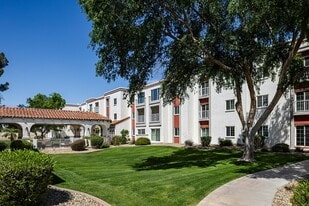 Casa del Rio in Peoria, AZ - Building Photo