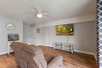 45-535-535 Luluku Rd in Kaneohe, HI - Foto de edificio - Building Photo