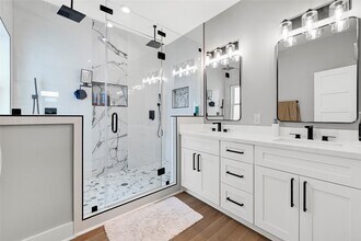 3513 Omega St in Houston, TX - Building Photo - Building Photo