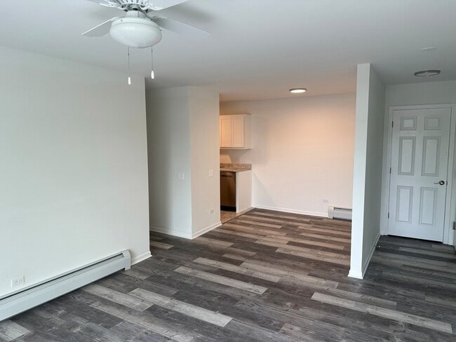 15B E Dundee Quarter Dr in Palatine, IL - Building Photo - Building Photo