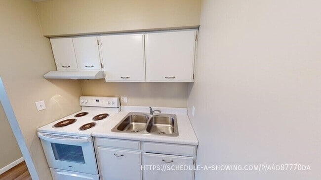 406 E Park St in Marquette, MI - Building Photo - Building Photo