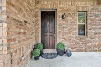 4330 Lake Cypress Cir in Houston, TX - Building Photo - Building Photo