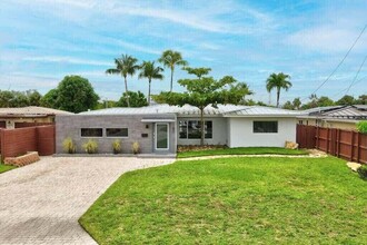 1631 Poinsettia Dr in Fort Lauderdale, FL - Building Photo - Building Photo