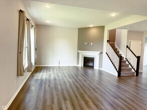 7882 Villa Cir in Avon, IN - Building Photo - Building Photo