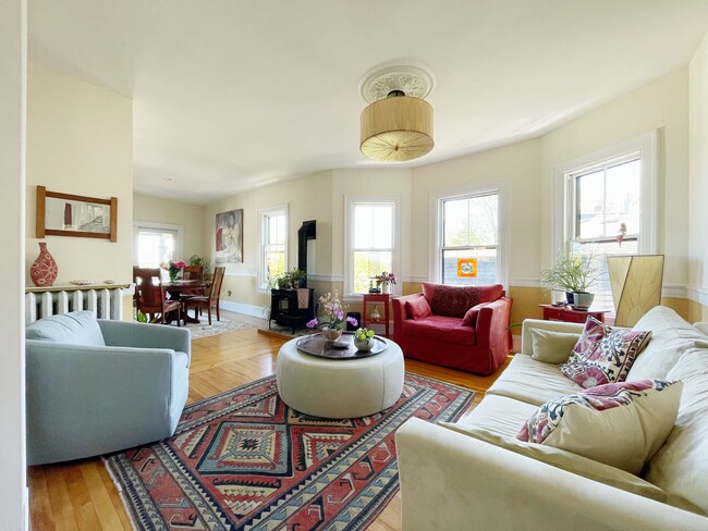 property at 32 Sheridan St