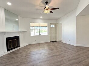 4536 E Cheyenne Dr in Phoenix, AZ - Building Photo - Building Photo