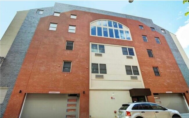 545 39th St in Union City, NJ - Building Photo - Building Photo