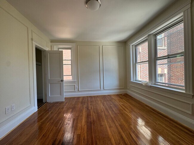 9 James St in Brookline, MA - Building Photo - Building Photo