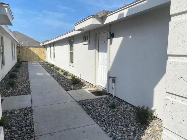 property at 1309 Alta Vista Dr
