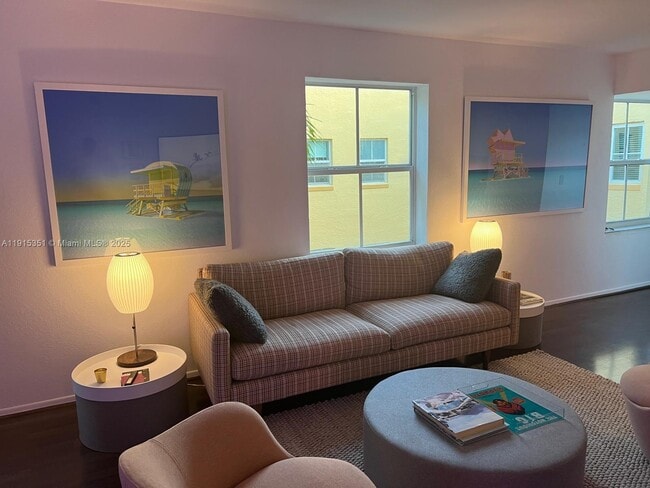 1308 Drexel Ave in Miami Beach, FL - Building Photo - Building Photo