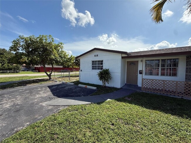 1101 NW 55th Ave