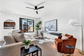 1110 Emilia Ave in Lowell, AR - Building Photo - Building Photo