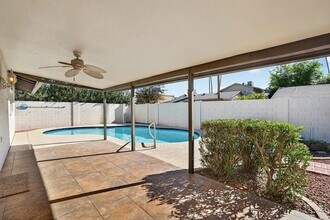 1725 E La Jolla Dr in Tempe, AZ - Building Photo - Building Photo