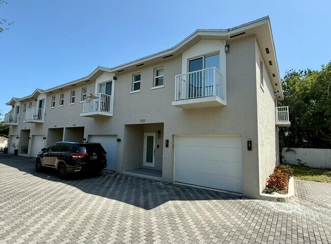 1035 NW 2nd Ave in Fort Lauderdale, FL - Building Photo - Building Photo