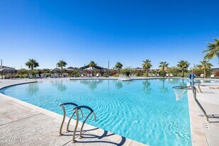 5920 N 90th Dr in Glendale, AZ - Building Photo