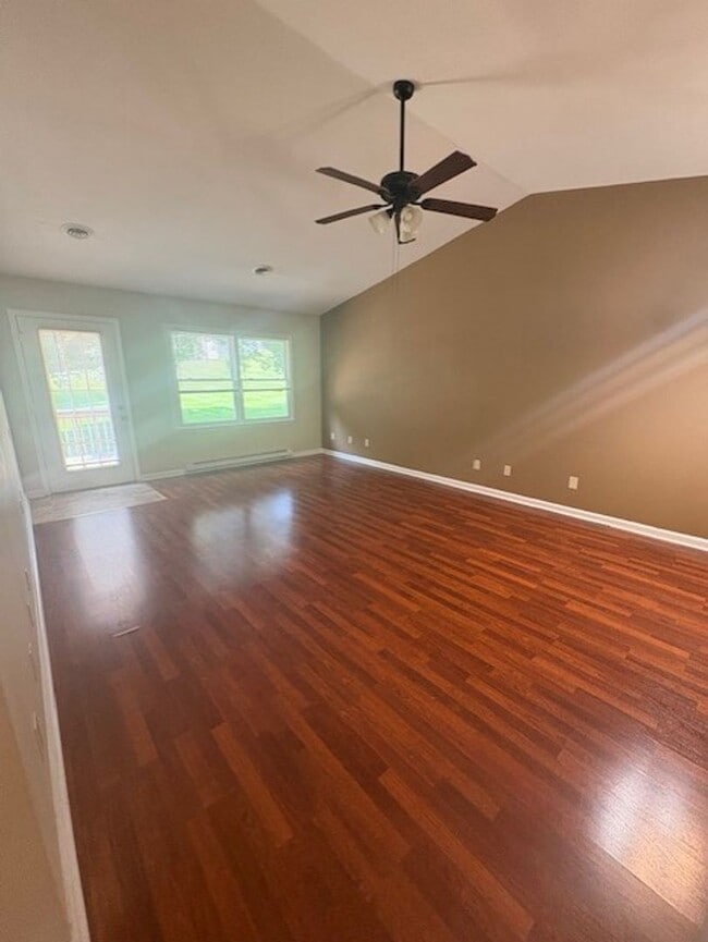 25119 York Dr in Abingdon, VA - Building Photo - Building Photo