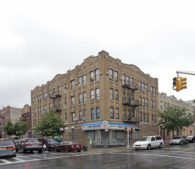 1492 Park Pl in Brooklyn, NY - Foto de edificio