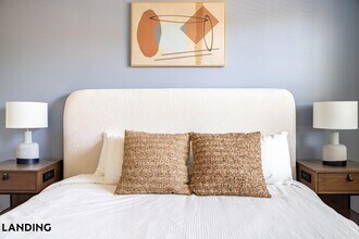 6225 Mobile Hwy, Unit B-2207 in Pensacola, FL - Foto de edificio - Building Photo