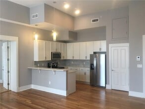 100 N Royal St in Mobile, AL - Building Photo - Building Photo