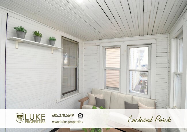 105 S Lyndale Ave in Sioux Falls, SD - Building Photo - Building Photo