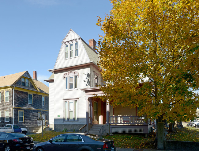 37 Morgan St in New Bedford, MA - Foto de edificio - Building Photo