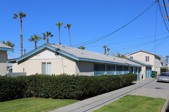 930-936 S Pacific St in Oceanside, CA - Building Photo - Building Photo