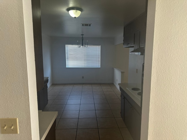 2440 Stanfield Dr in Stockton, CA - Building Photo - Building Photo