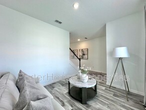 17691 Passionflower Cir in Clermont, FL - Building Photo - Building Photo