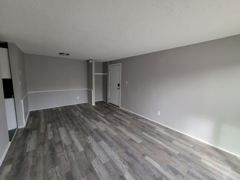 13420 Euclid Ave in East Cleveland, OH - Building Photo