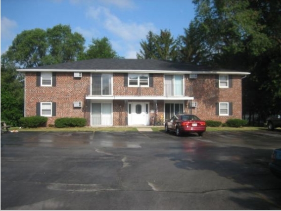 Western Pines Apartments in Green Bay, WI - Building Photo