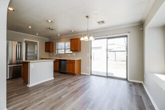 8433 E Natal Cir in Mesa, AZ - Building Photo - Building Photo