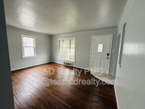 14423 Tokay Ave in Maple Heights, OH - Building Photo - Building Photo